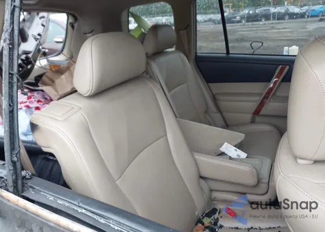 2013 Toyota Highlander Limited V6 z USA, uszkodzony, nr VIN 5TDDK3EHXDS226268